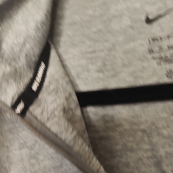 NWT Nike Women's Gray 1/2 Zip Running Top Size XS - Picture 10 of 14
